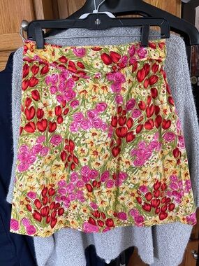 Grace Dane Levis Tulips Roses Skirt Size 10
Cotton